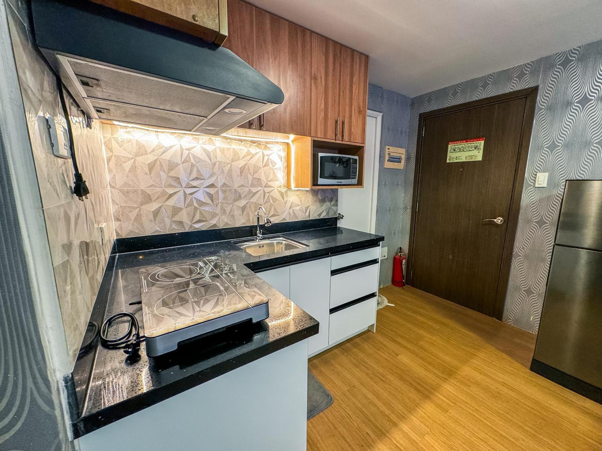 卡加盐德奥罗The Loop 2Br Fully Furnished Corner Unit W Balcony公寓 外观 照片
