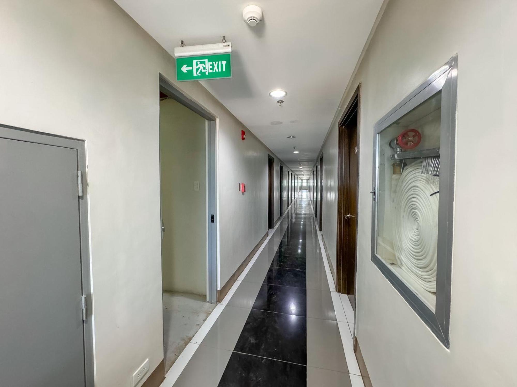 卡加盐德奥罗The Loop 2Br Fully Furnished Corner Unit W Balcony公寓 外观 照片